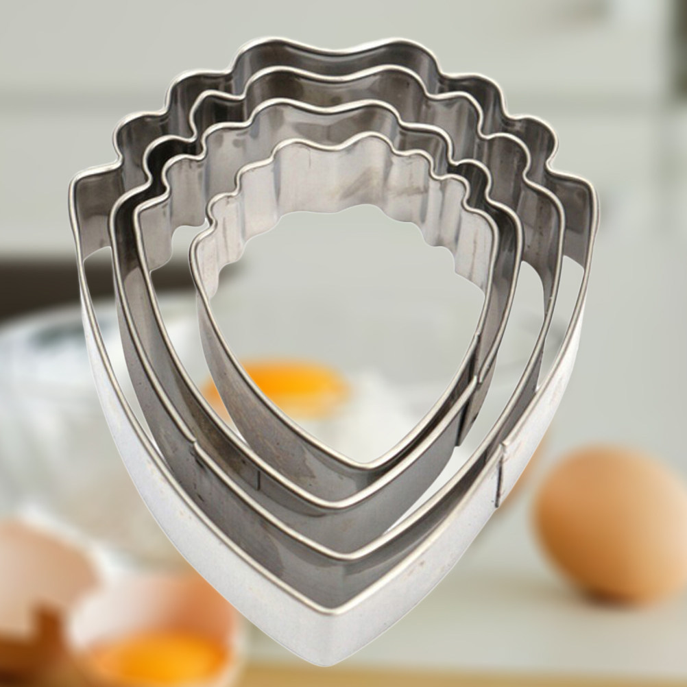 Cookie Cutter Set - ชุดตัดคุกกี้สแตนเลส 4 ชิ้น รูปทรงกลีบดอกโบตั๋น สำหรับทำช็อกโกแลต บิสกิต