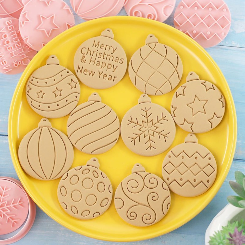 Cookie Cutter Set - ชุดตัดคุกกี้ลายคริสต์มาส 11 ชิ้น แบบ 3 มิติ