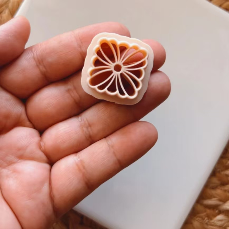 ชุดคัตเตอร์มีเอกลักษณ์ลายนูน B - Cookie Cutter Set บทวิจารณ์และราคา